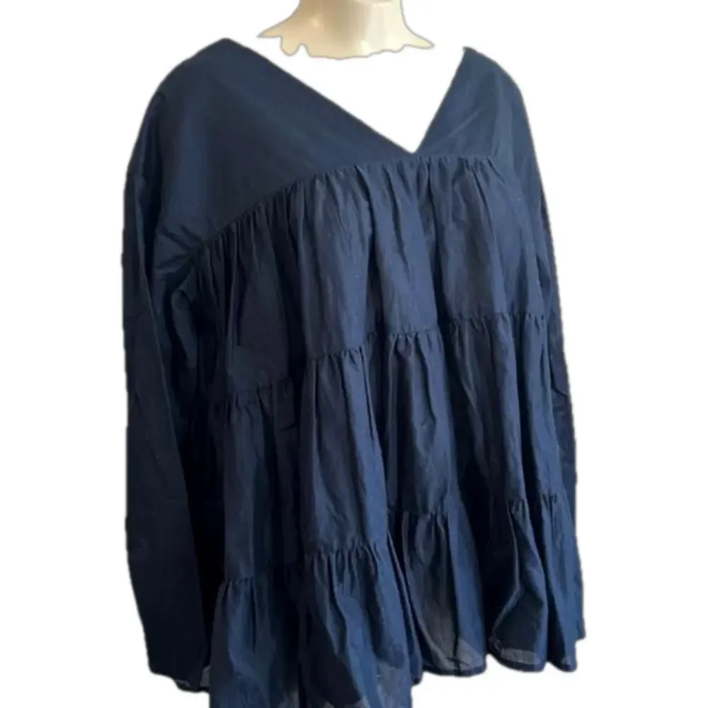 Merlette V front /V back tiered navy blue 100% cotton blouse sz M/L ?